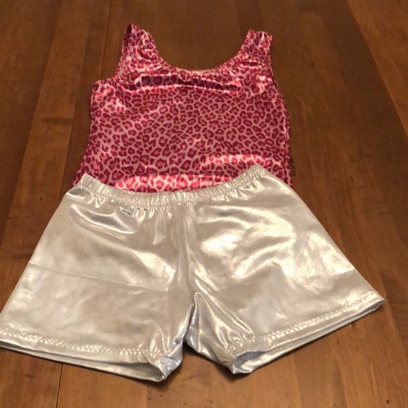 🎂🍎Gymnastics leotard and shorts - Picture 1 of 4